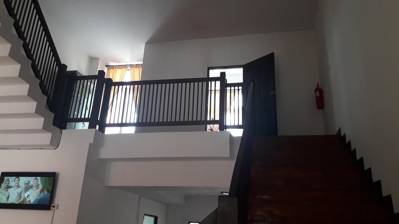 Vanilla Hostel & Bar Паттайя Экстерьер фото