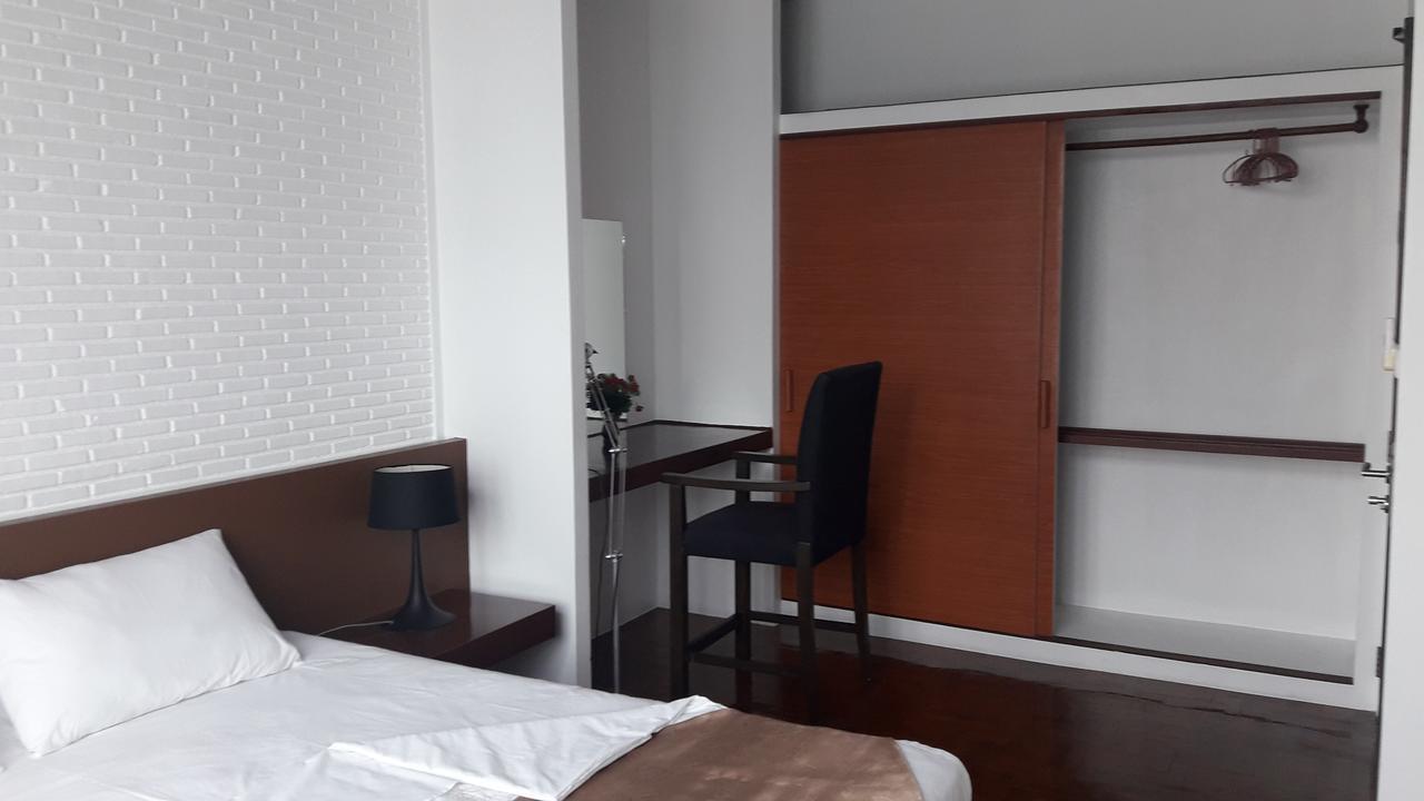 Vanilla Hostel & Bar Паттайя Экстерьер фото